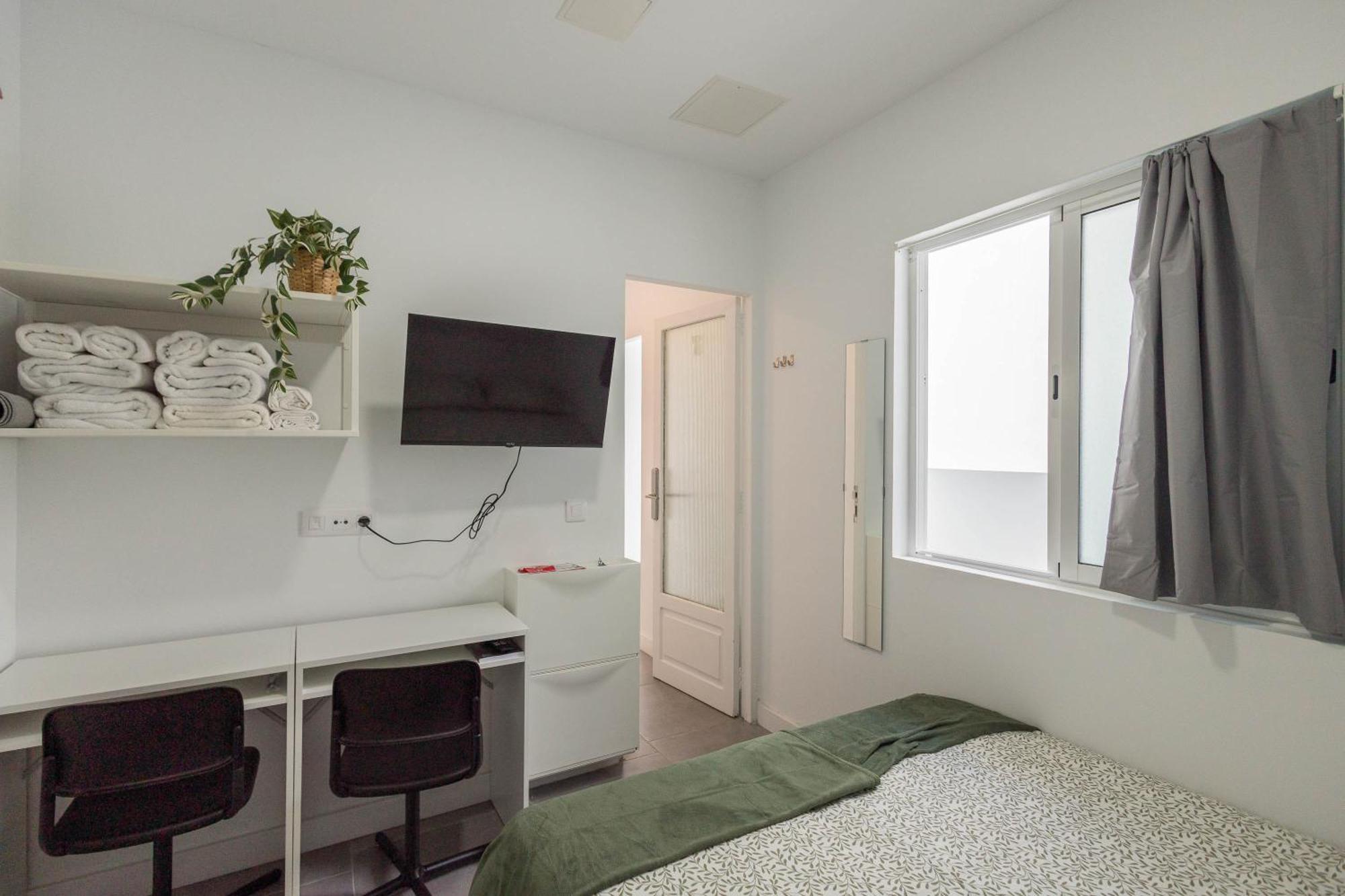 Coliving Mol-Terrace, En-Suite Bathroom, Fridge & Tv Las Palmas de Gran Canaria Exterior photo