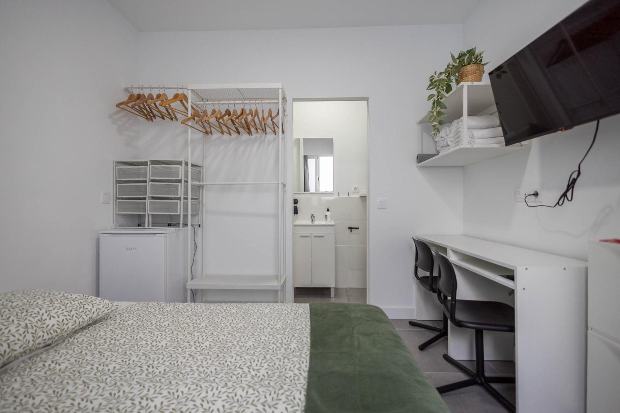 Coliving Mol-Terrace, En-Suite Bathroom, Fridge & Tv Las Palmas de Gran Canaria Exterior photo