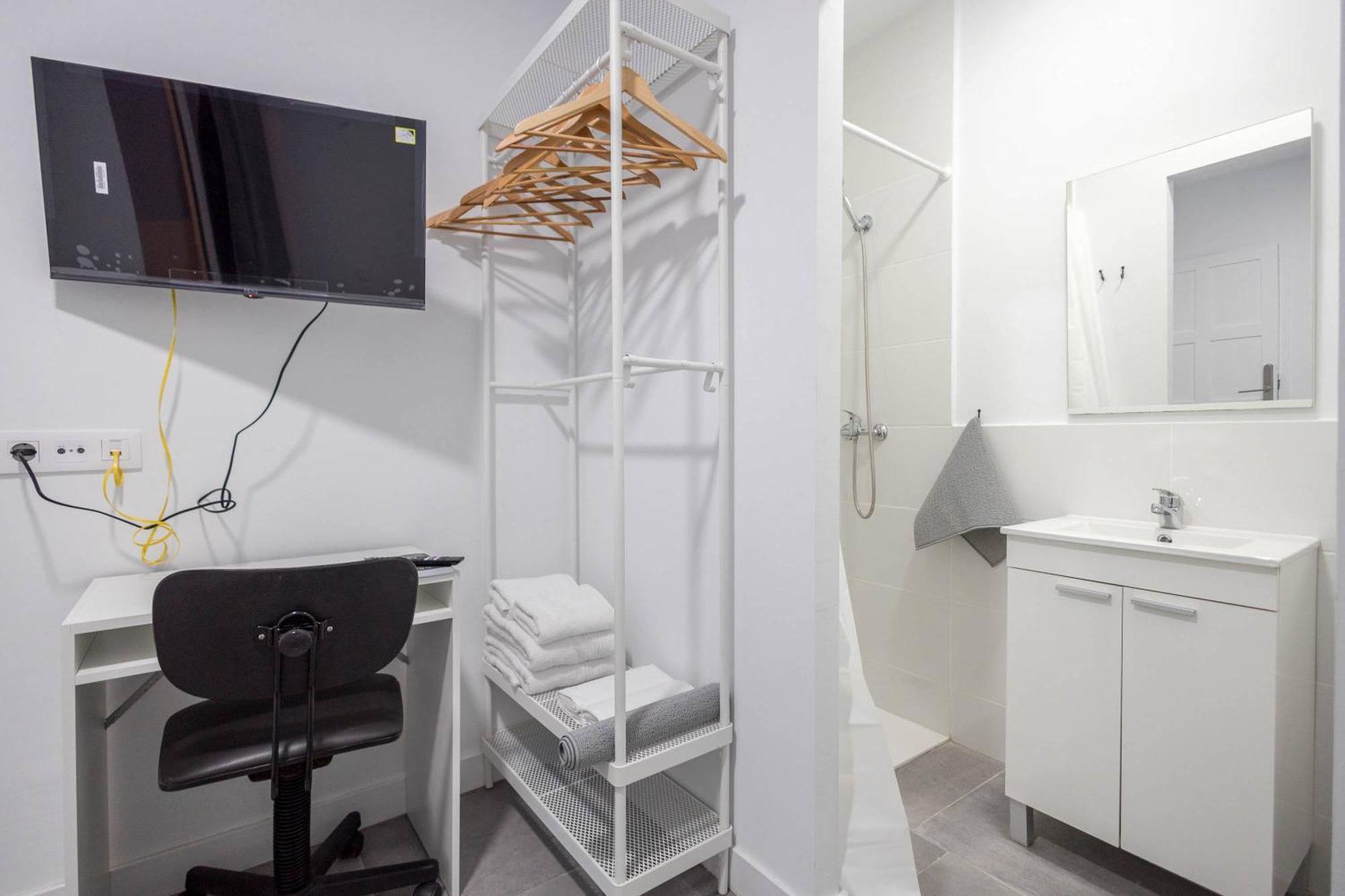 Coliving Mol-Terrace, En-Suite Bathroom, Fridge & Tv Las Palmas de Gran Canaria Exterior photo